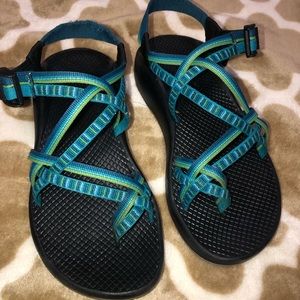 ZX2 Classic multi-strap green and blue Chacos